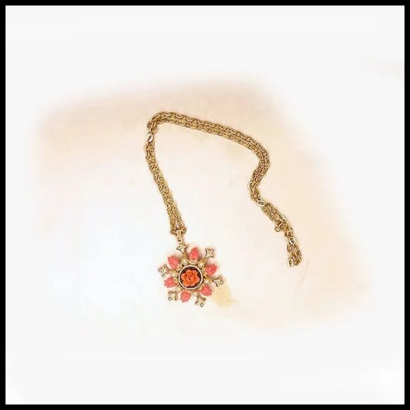Renaissance Style Pendant Necklace Coral Roses, Long Chain, 40s Vintage - Picture 5 of 12